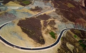 Dy lajme të mira për 28-29 nëntor/ Hapet për qarkullim rruga e Arbrit dhe nis aeroporti i Vlorës