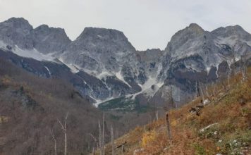 FOTOT/ Shtegu Dragobi-Qafë Droce, një nga rrugëkalimet më të mahnitshme turistike në Valbonë