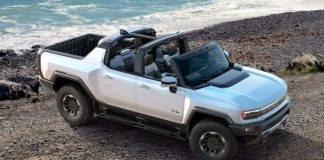 Presidenti amerikan promovon makinën elektrike, të projektuar nga një shqiptar nga Vlora