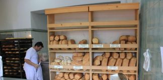 Këshilla praktike, si të ruani butësinë dhe freskinë e bukës për disa ditë