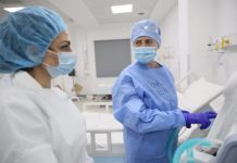 Sërish rrijte pagash për mjekët dhe infermierët, ja sa përfitojnë