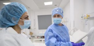 Sërish rrijte pagash për mjekët dhe infermierët, ja sa përfitojnë