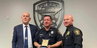 SHBA/ Njihuni me shqiptarin që u vlerësua “Polici i vitit” në Teksas