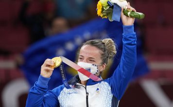 Çfarë krenarie! Distria Krasniqi zgjidhet xhudistja më e mirë në botë për vitin 2021