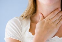 Katër kura natyrale për lehtësimin e fytit të acaruar, çfarë duhet të bëni