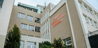 FOTO/ Shkolla “Gjergj Kastrioti” në Krujë hap dyert për nxënësit