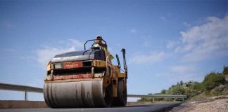 Lehtësi për fermerët, drejt përfundimit asfaltimi i rrugës Labinot-Fushë/Qaf Renas Elbasan