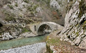 FOTOT/ Një mrekulli 300 vjeçare, vizitoni përmes këtyre imazheve Urën e Vashës