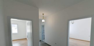 Rrezikoheshin nga rrëshqitja e tokës, 28 familje marrin apartamente të reja në Gramsh