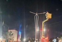 FOTOT/ Vendosen shtylla ndriçimi në autostradën Tiranë-Durrës