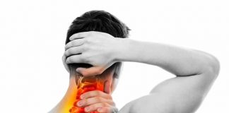 KESHILLA/ Si të parandaloni dhimbjen e qafës, çfarë duhet të bëni