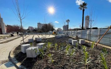 FOTO/ Drejt përfundimit rehabilitimi i lulishtes qendrore të qytetit të Elbasanit