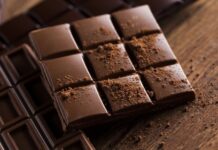 Zbulimi i shkencës: Pse çokollata e zezë na bën më të lumtur