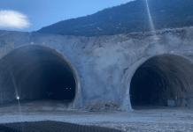 FOTOT/ Orikum – Palasë për 10 minuta, shihni sa kanë ecur punimet në tunelin e Llogarasë
