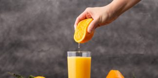 Çfarë duhet të pini: Lëngjet që kanë më shumë vitaminë C dhe përfitimet për shëndetin