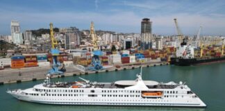 FOTO/ “Bukuroshja e Adriatikut”, kroçera e parë për këtë sezon turistik në Durrës