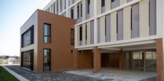 FOTOT/ Një shkollë komplet e re për 430 gjimnazistë në Mamurras