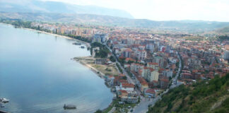 FOTOT/ Pogradeci ndryshon pamje, gati për të pritur turistët