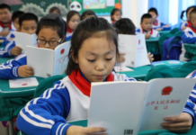 Studimi/ Nxënësit kinezë, më të mirët në botë në shkencë, matematike dhe lexim