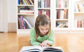 “Lexova një libër një ditë dhe e gjithë jeta ime ndryshoi” – Pse librat na ndryshojnë jetën