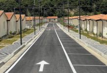 FOTOT/ Gati shtëpitë e reja edhe për 49 familje në Zall Herr