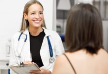 Mjekët e emëruar larg vendbanimit do kompensohen për kosto jetese, ja sa do përfitojnë