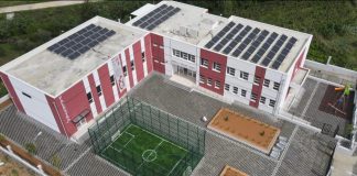 FOTOT/ Shkolla “Iliria” në Fushë Krujë me panele diellore