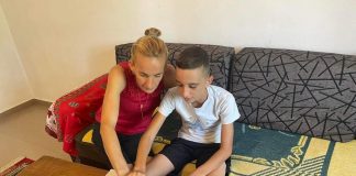 Gjeniu i matematikës/ Njihuni me Ermisin, 13-vjeçari që ia kalon makinës llogaritëse