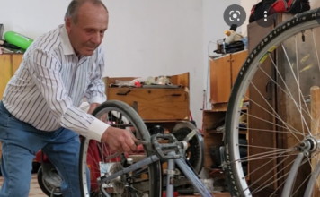 Njihuni me Mikelin, 80-vjeçari mjeshtër i biçikletave: Zanatin dua t’ia lë djalit