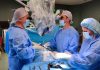 Mjekët e Spitalit të Traumës realizojnë me sukses ndërhyrjen delikate