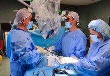 Mjekët e Spitalit të Traumës realizojnë me sukses ndërhyrjen delikate