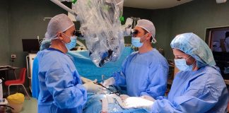 Mjekët e Spitalit të Traumës realizojnë me sukses ndërhyrjen delikate
