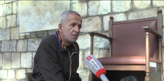 49 vite duke lustruar këpucë në Tiranë, njihuni me Qaniun: E quaj veten piktor, ja bakshishi më i madh që kam marrë