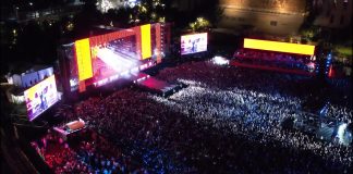 Pavarësia/ Dua Lipa koncert në Tiranë, atmosferë festive në sheshin Skënderbej
