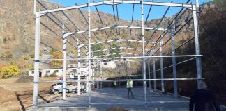 FOTOT/ Lajm i mirë për fermerët e Librazhdit, nis ndërtimi i një Pike Grumbullimi