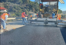 FOTOT/ Rruga Elbasan-Peqin, po punohet për rehabilitimin e shtresave asfaltike