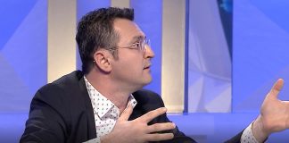 8 orë pa lëvizur/ Mjeku Altin Veshti tregon si operoi fëmijën 9 ditësh që kishte zemrën mbrapsht