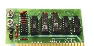 Kompjuteri origjinal 45-vjeçar Apple del në shitje për 240,000 dollarë