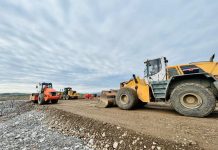 FOTO / Vijon me ritëm puna në kantierin e Automoto Parkut në Elbasan