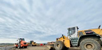 FOTO / Vijon me ritëm puna në kantierin e Automoto Parkut në Elbasan