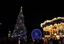 FOTO / Magjia e festave të fundvitit ndihet edhe në Tiranë, qyteti zbukurohet me dritat festive