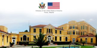Ambasadorja e SHBA: Shqiptarët, në rrugën e duhur që të udhëtojnë pa viza në SHBA
