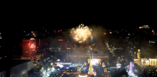 FOTOT/ Spektakël fishekzjarresh, si u festua nata e ndërrimit të viteve në Tiranë
