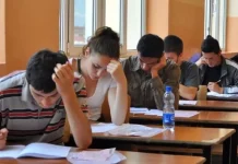 Maturantët kanë të drejtën për të kërkuar rivlerësim të testeve