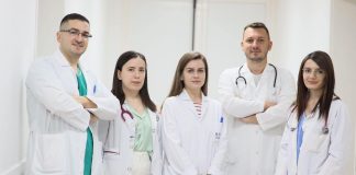 Viti 2023, mjekët dhe mësuesit do të përfitojnë rritje pagash prej 6%