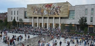 Rritet jetëgjatësia/Burrat e Kukësit dhe gratë e Tiranës jetojnë më gjatë