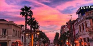 Durrsakët hapin dyert për turqit, qytetarët solidarizohen me të prekurit nga tërmeti