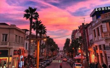 Durrsakët hapin dyert për turqit, qytetarët solidarizohen me të prekurit nga tërmeti