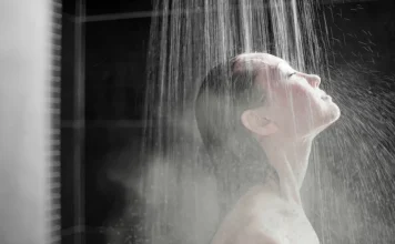 Përfitimet e dushit të ftohtë në organizëm