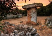 Monumentet e gjigantëve, ishulli ku ruhen gjurmët e prehistorisë